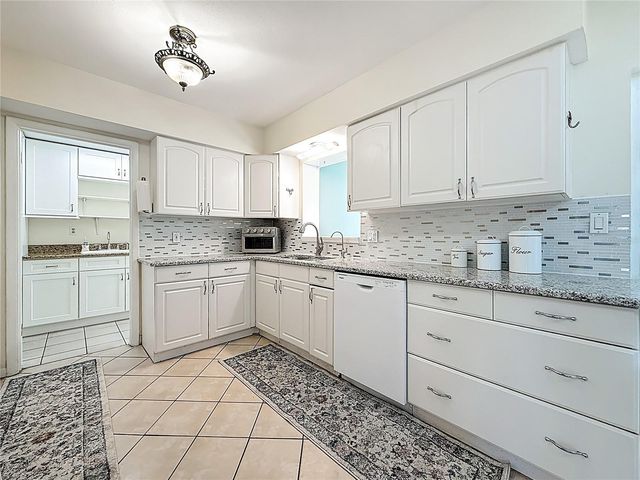 7210 DANBURY WAY, Clearwater, FL 33764