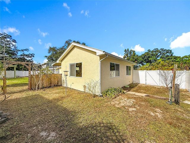 7210 DANBURY WAY, Clearwater, FL 33764