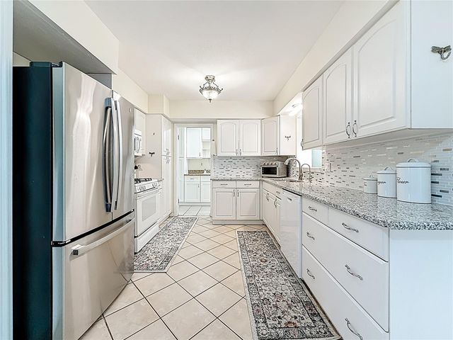 7210 DANBURY WAY, Clearwater, FL 33764