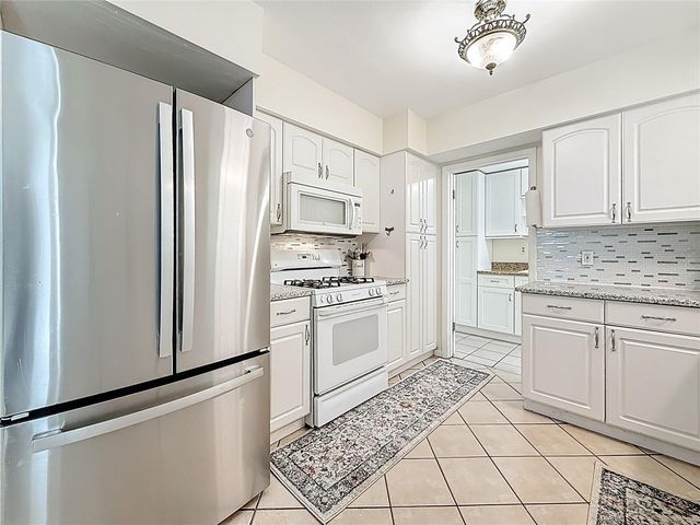 7210 DANBURY WAY, Clearwater, FL 33764