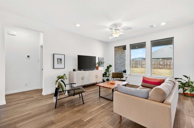 1624 Whitworth Drive, Haslet, TX 76052