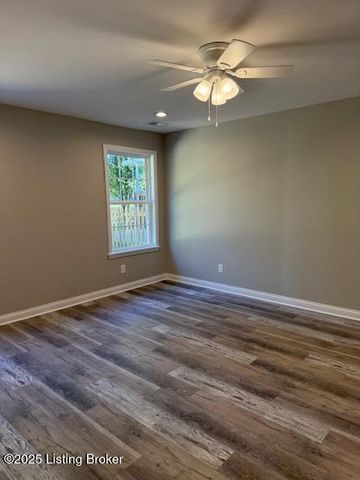 11409 Tierney Ave, Louisville, KY 40272