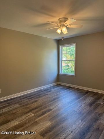 11409 Tierney Ave, Louisville, KY 40272