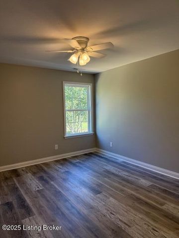 11409 Tierney Ave, Louisville, KY 40272