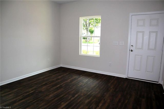 1126 Brooksridge Way, Whitsett, NC 27377