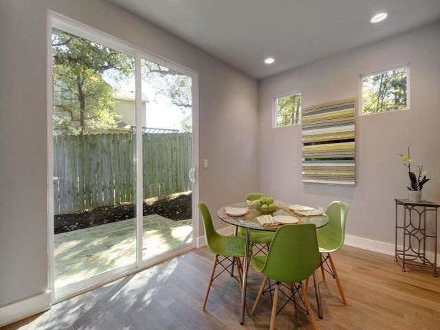5308 Downs DR 2, Austin, TX 78721