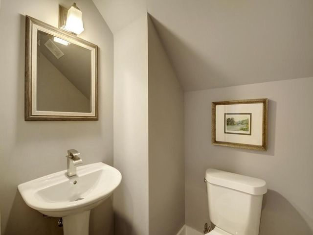 5308 Downs DR 2, Austin, TX 78721