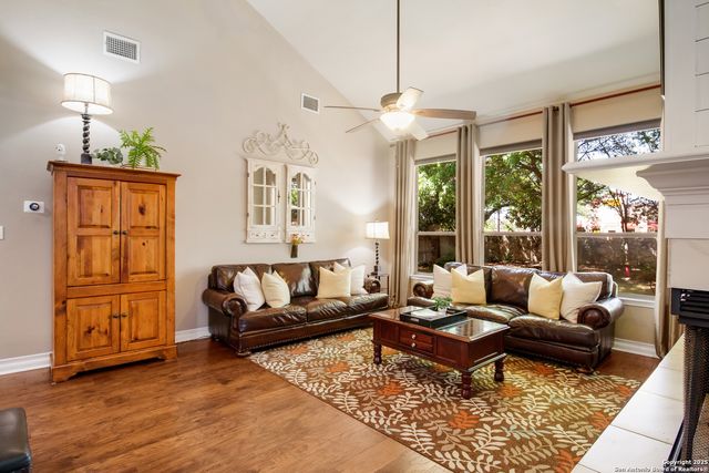 6019 Hart Fld, San Antonio, TX 78249