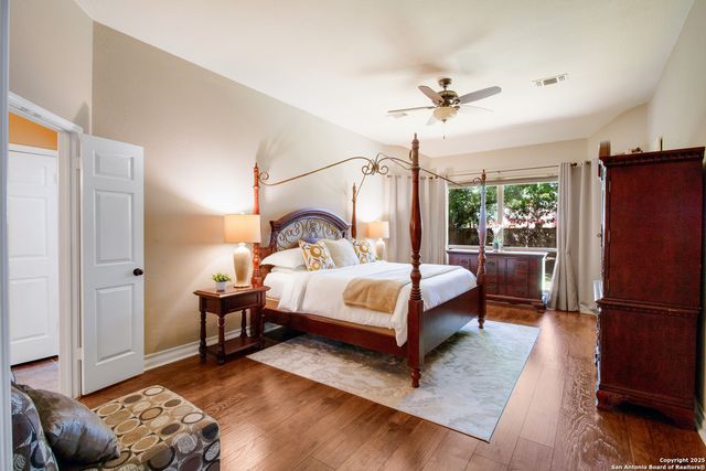 6019 Hart Fld, San Antonio, TX 78249