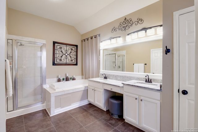 6019 Hart Fld, San Antonio, TX 78249