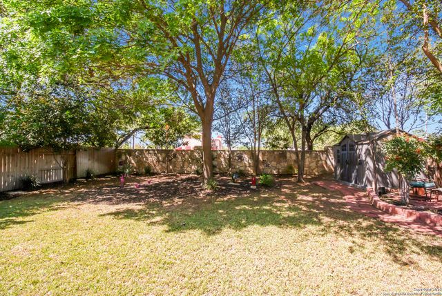 6019 Hart Fld, San Antonio, TX 78249