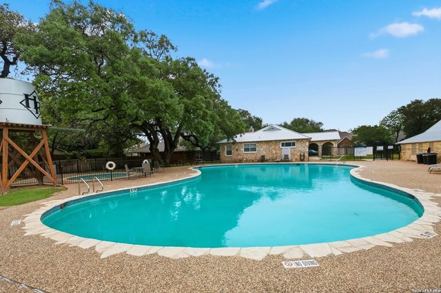 6019 Hart Fld, San Antonio, TX 78249