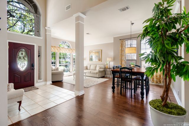6019 Hart Fld, San Antonio, TX 78249