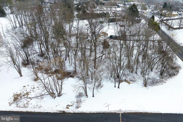 1438 WILLIAMSBURG DR, West Chester, PA 19382