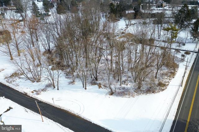 1438 WILLIAMSBURG DR, West Chester, PA 19382