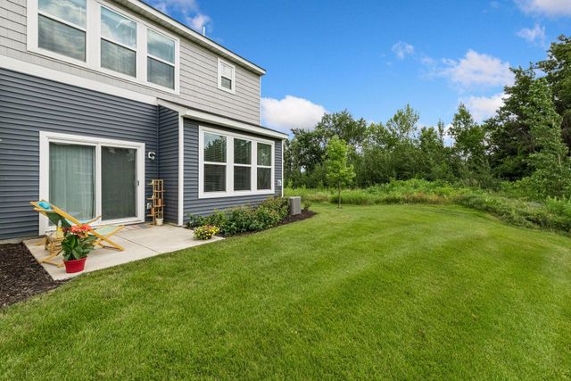 5981 Walnut Grove Lane N, Plymouth, MN 55446