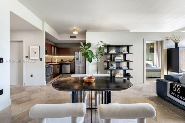 3250 Grand Avenue 306, Miami, FL 33133