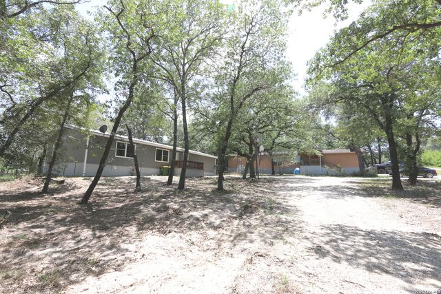 76 & 76 B POST OAK RD, La Vernia, TX 78121