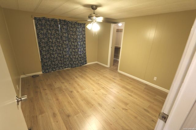 76 & 76 B POST OAK RD, La Vernia, TX 78121