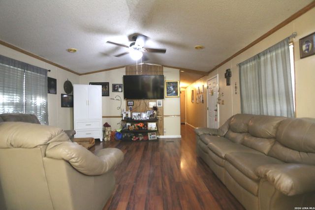76 & 76 B POST OAK RD, La Vernia, TX 78121