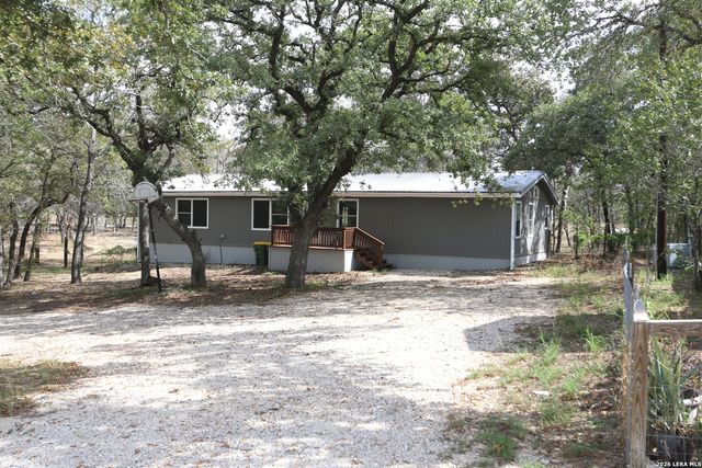 76 & 76 B POST OAK RD, La Vernia, TX 78121