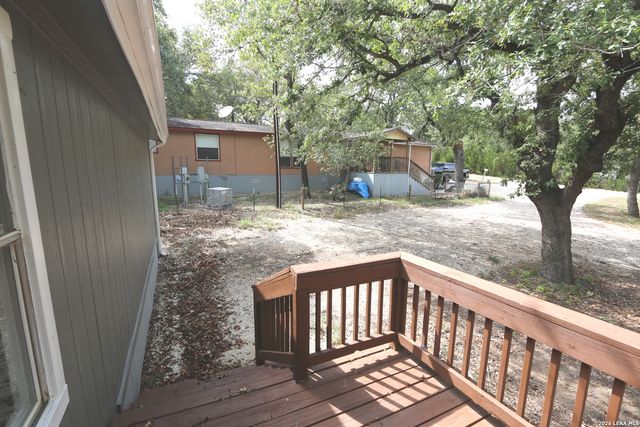 76 & 76 B POST OAK RD, La Vernia, TX 78121