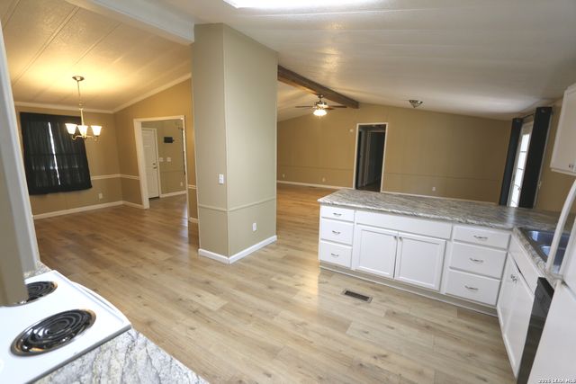 76 & 76 B POST OAK RD, La Vernia, TX 78121