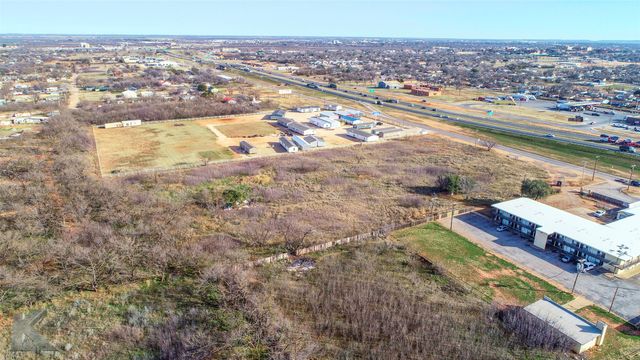 2166 W Overland Trail, Abilene, TX 79603