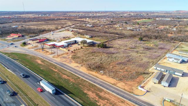 2166 W Overland Trail, Abilene, TX 79603