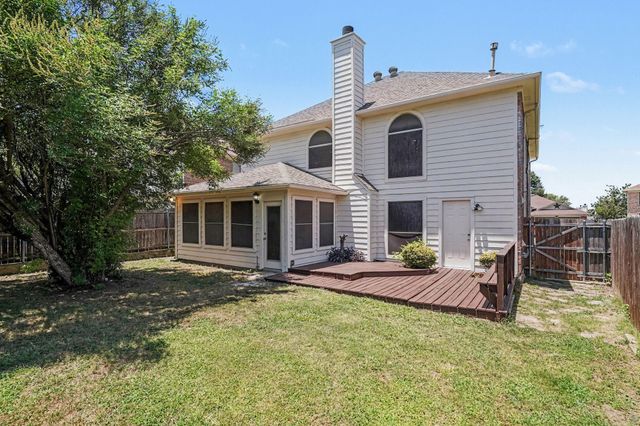1125 Highland Station Drive, Saginaw, TX 76131