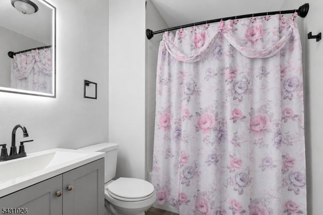 293 Clifton Ave, Newark City, NJ 07104