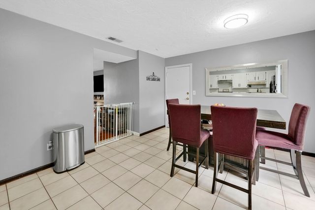82 Neponset St B, Canton, MA 02021
