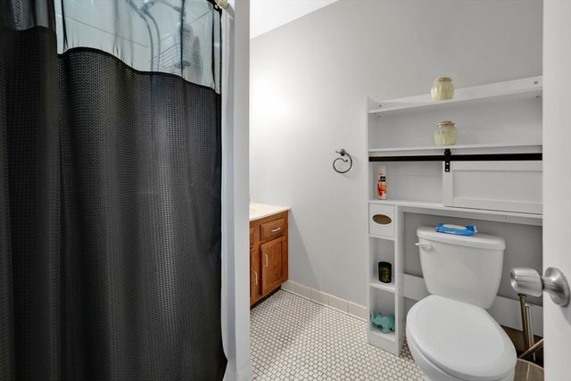 82 Neponset St B, Canton, MA 02021