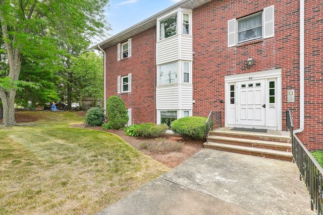 82 Neponset St B, Canton, MA 02021