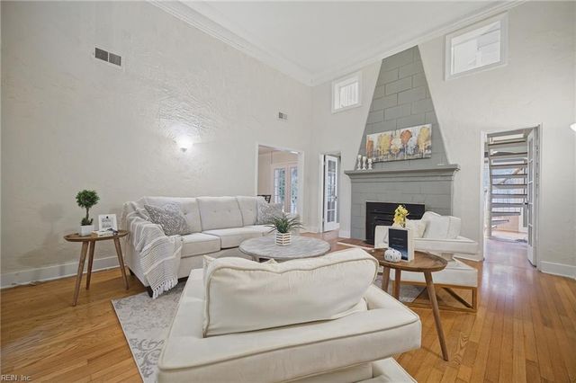 1101 Lexan AVE, Norfolk, VA 23508