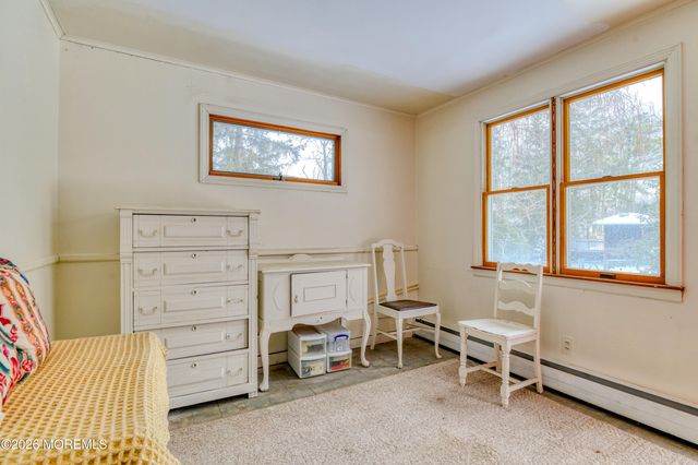 432 W Park Avenue, Oakhurst, NJ 07755