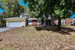 104 Lake Point Drive, St Peters, MO 63376
