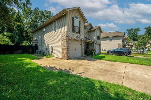 1813 Saint Charles, Tuscaloosa, AL 35404