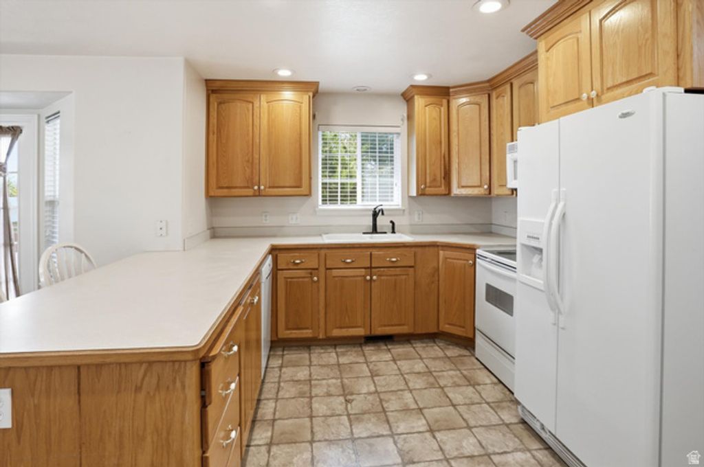 Image 11 of property listing at 1990 S 424 E, Orem, UT 84058