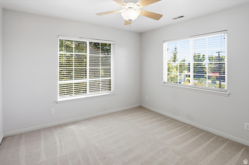 Image 13 of property listing at 1990 S 424 E, Orem, UT 84058