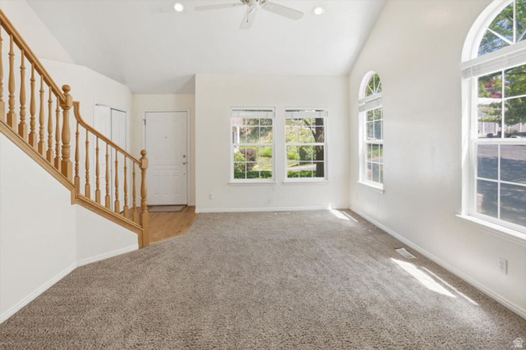 Image 3 of property listing at 1990 S 424 E, Orem, UT 84058