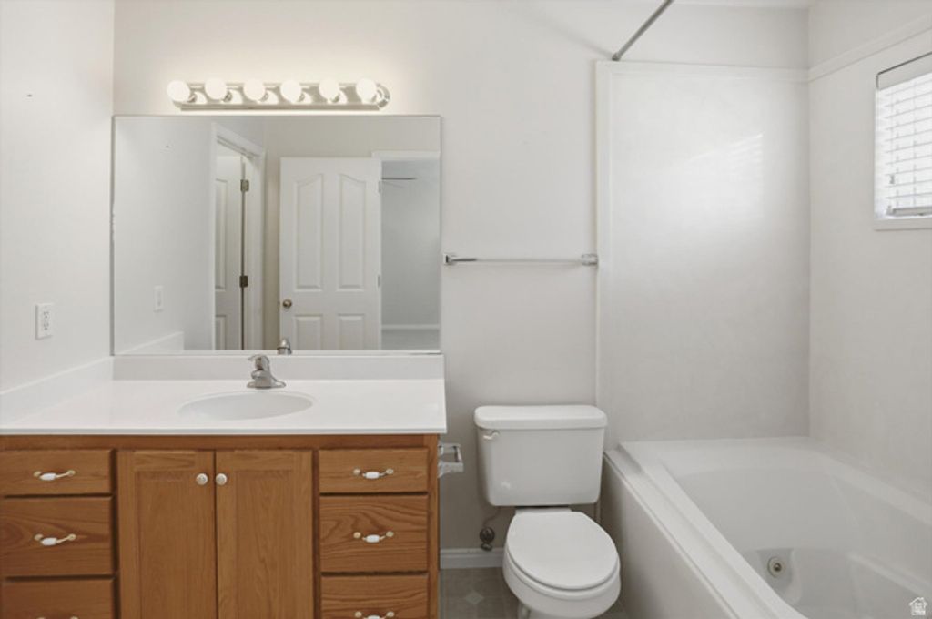 Image 22 of property listing at 1990 S 424 E, Orem, UT 84058