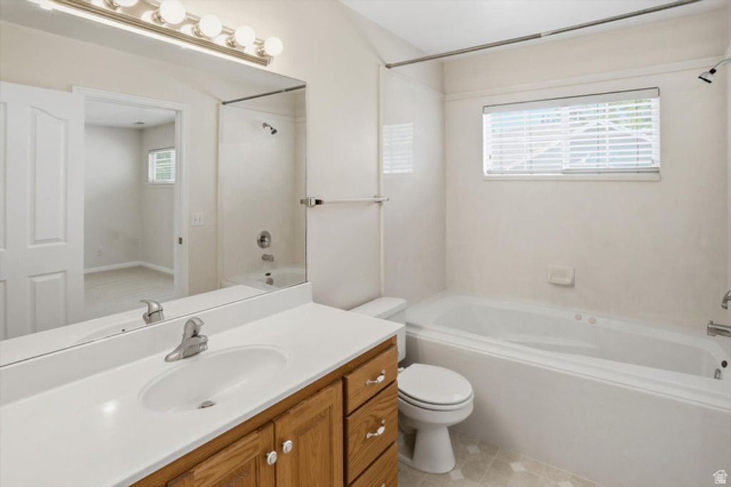 Image 23 of property listing at 1990 S 424 E, Orem, UT 84058