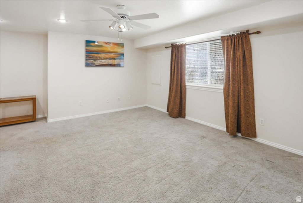 Image 26 of property listing at 1990 S 424 E, Orem, UT 84058