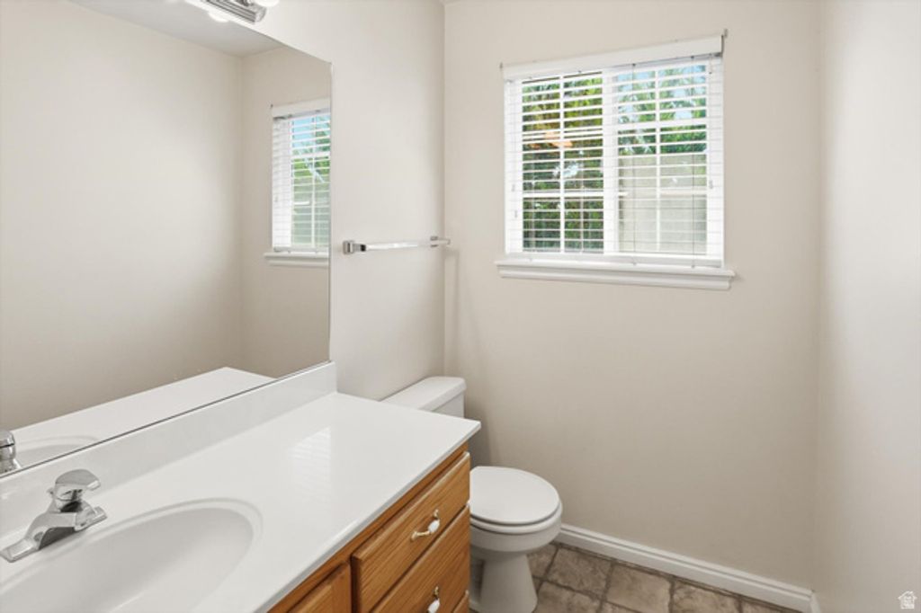 Image 30 of property listing at 1990 S 424 E, Orem, UT 84058