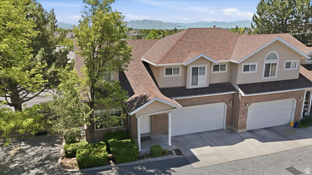 Image 41 of property listing at 1990 S 424 E, Orem, UT 84058