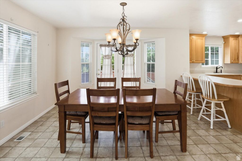 Image 6 of property listing at 1990 S 424 E, Orem, UT 84058