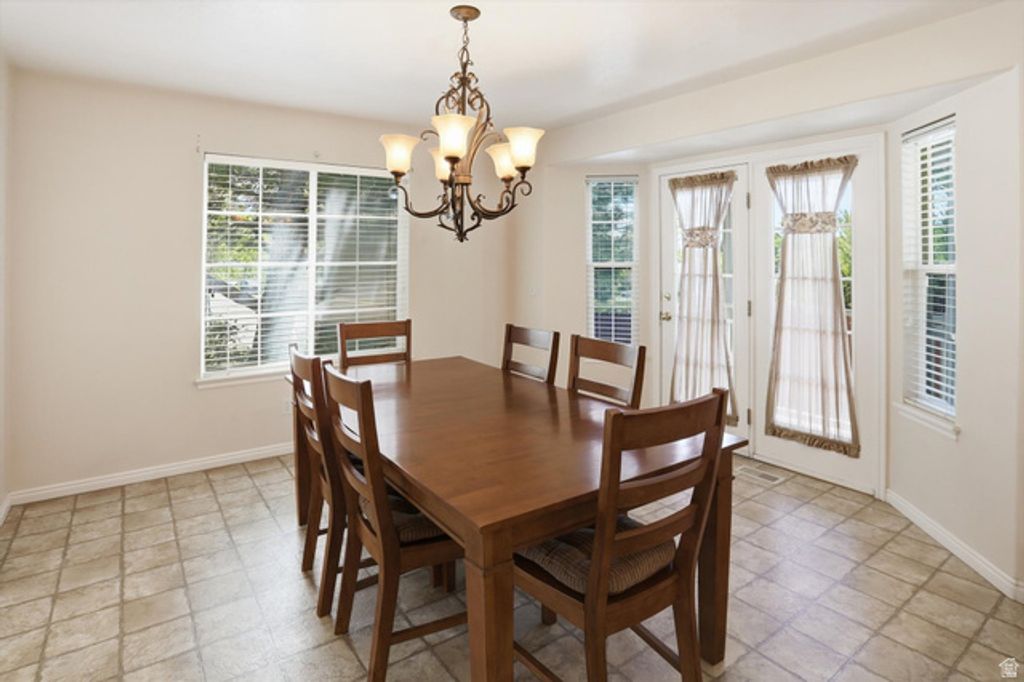 Image 7 of property listing at 1990 S 424 E, Orem, UT 84058