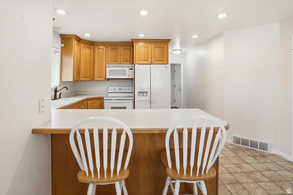 Image 8 of property listing at 1990 S 424 E, Orem, UT 84058