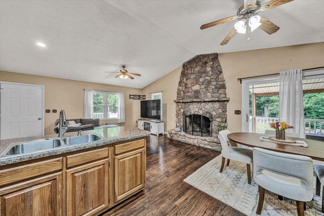 190 Brookrun DR, Callaway, VA 24067